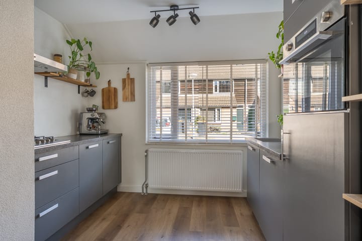 Foto 8 van Steve Bikostraat 11