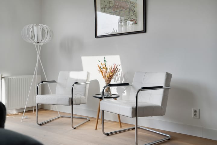 Foto 13 van Helmbloemlaan 6