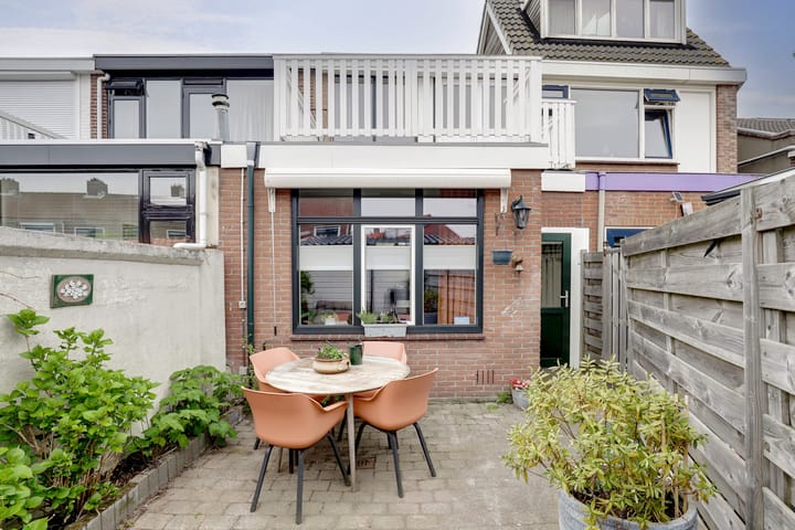 Foto 19 van Rijnweg 121