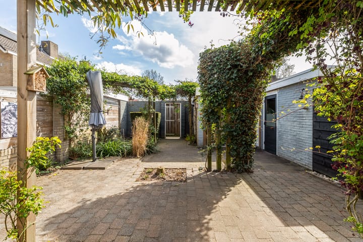 Foto 26 van Pastoor Prinetiusplantsoen 14