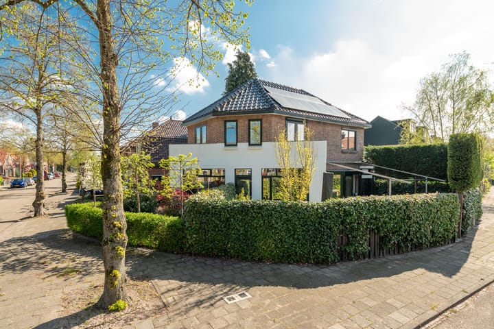 Foto 1 van Burgemeester Patijnlaan 49