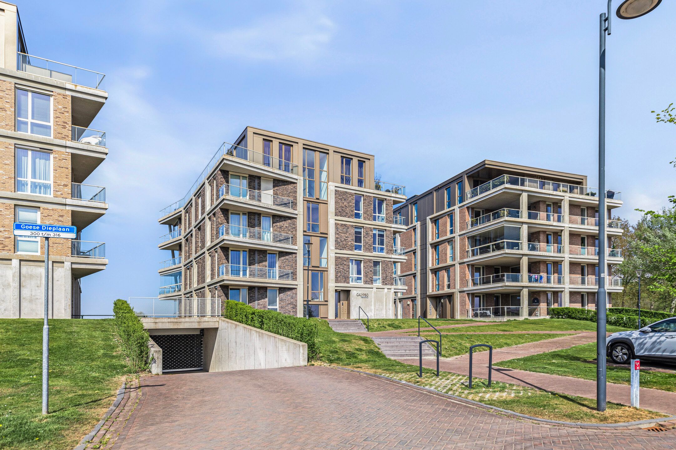 Photo 3 of Goese Dieplaan 412