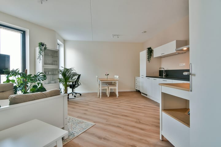 Foto 8 van Niemeyerstraat 92