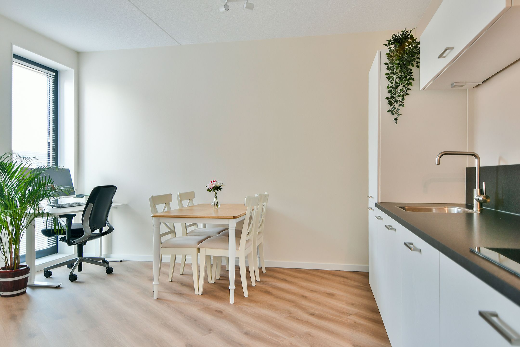 Foto 15 van Niemeyerstraat 92