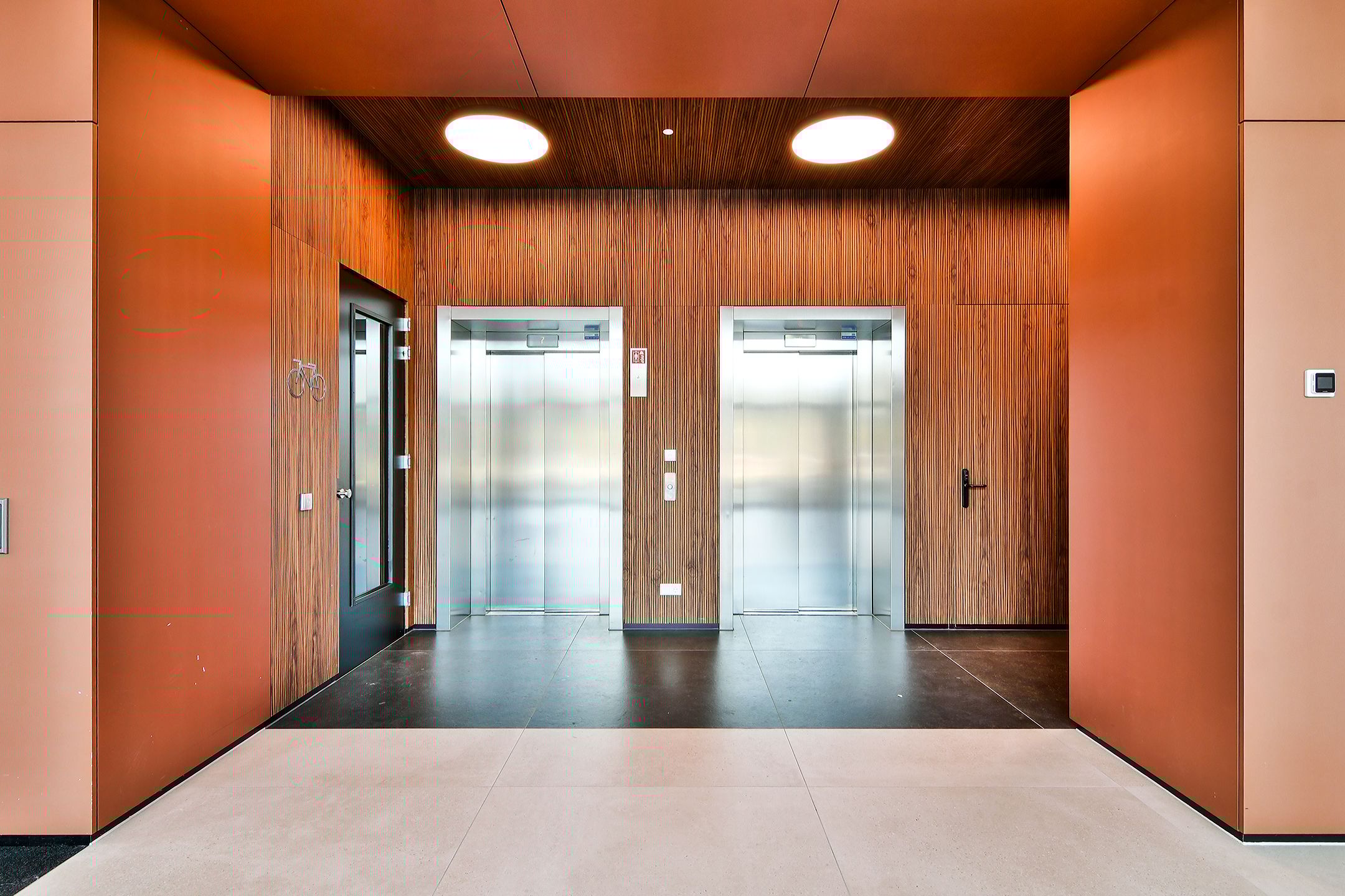 Foto 30 van Niemeyerstraat 92