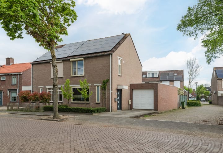 Foto 1 van Margrietstraat 35