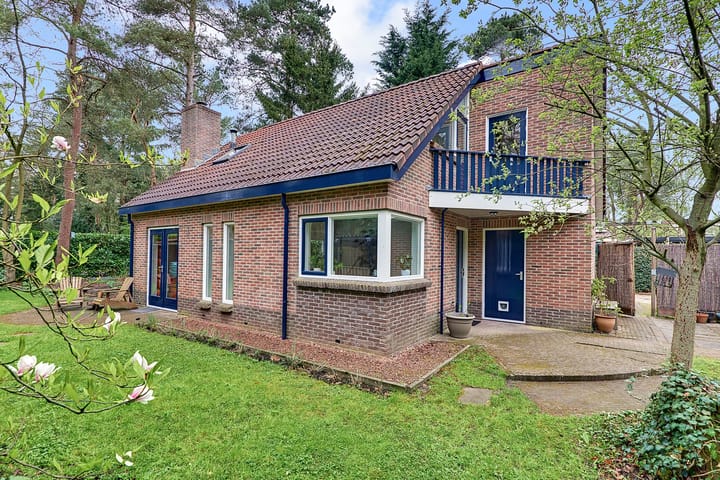 Foto 1 van Parallelweg 26-62