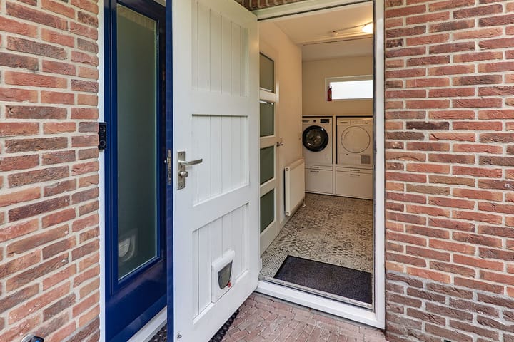 Foto 5 van Parallelweg 26-62