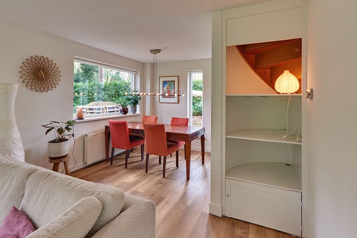 Foto 15 van Parallelweg 26-62