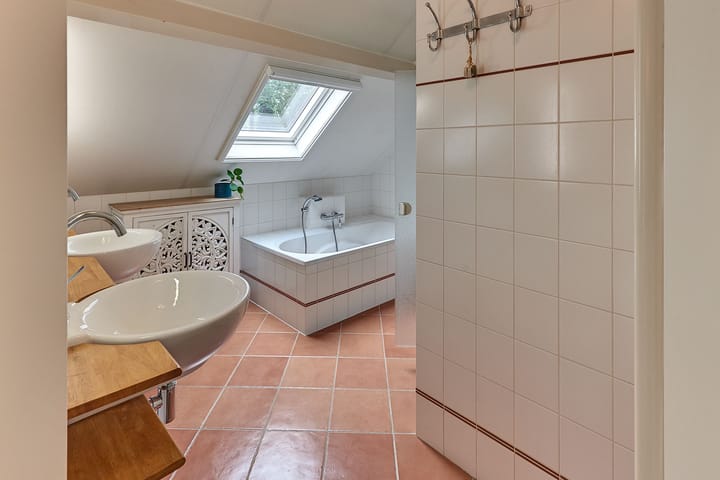 Foto 33 van Parallelweg 26-62