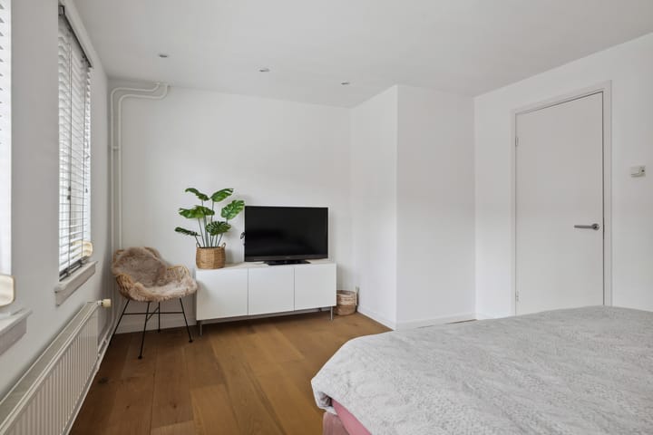 Foto 24 van Klundertstraat 17