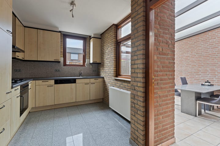 Foto 15 van Europaweg-Zuid 128