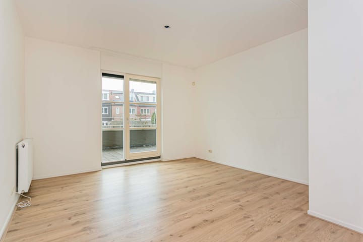 Foto 20 van De Hoopkade 13