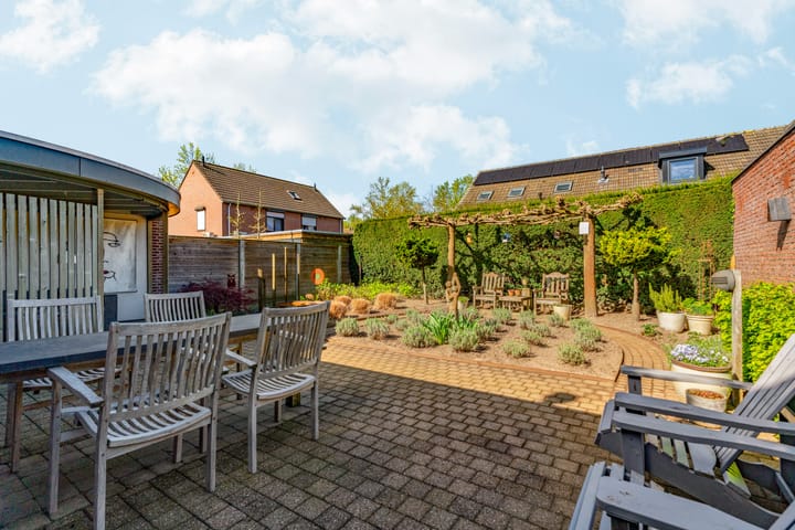 Foto 25 van Wethouder Breekstraat 4