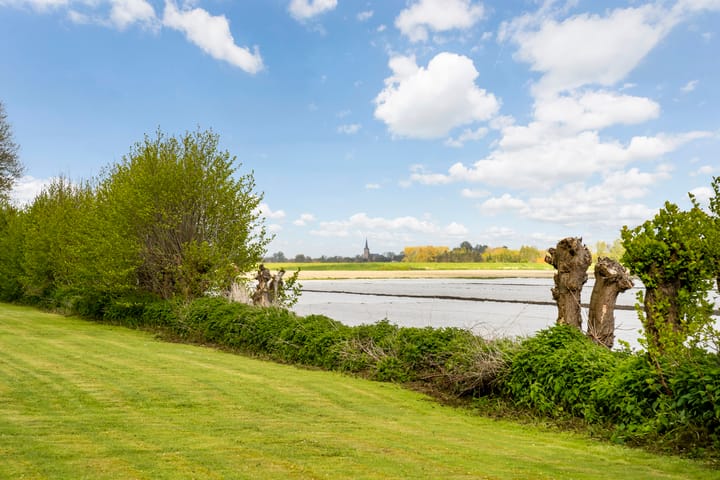 Photo 19 of Kloosterweg 23