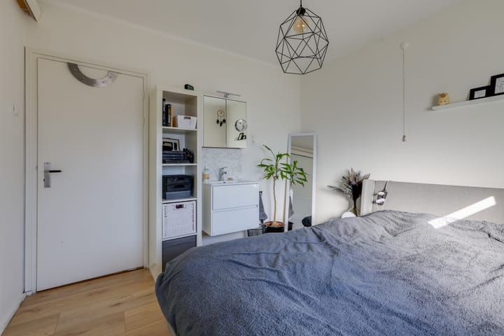 Photo 11 of Hoofdstraat 172