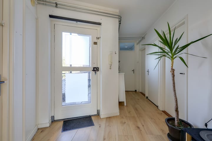 Photo 15 of Hoofdstraat 172