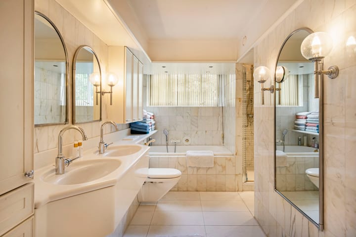 Photo 37 of Kloosterweg 23