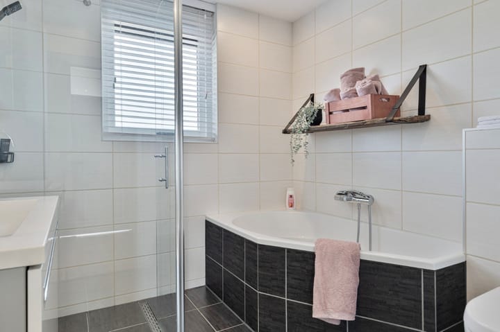 Foto 5 van Zeeanemoon 33