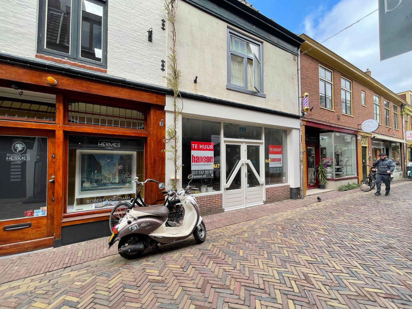 View photo 3 of Achterstraat 58