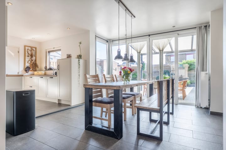 Foto 2 van Doctor Poelsstraat 16