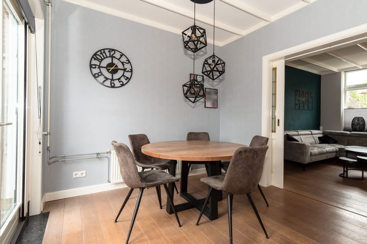 Foto 11 van Esstraat 84