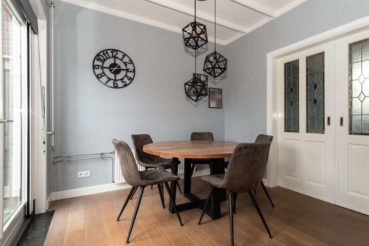 Foto 12 van Esstraat 84