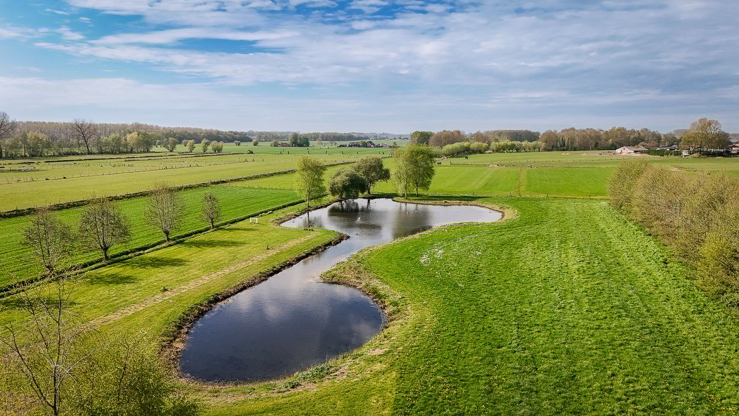 Foto 19 van Zandweg (achter 23a)