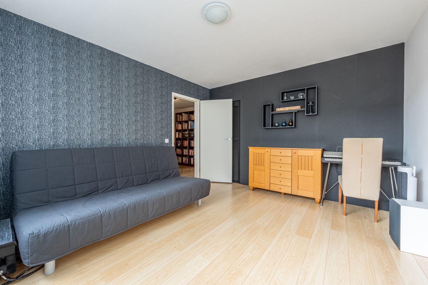 Photo 29 of Zeggegors 28