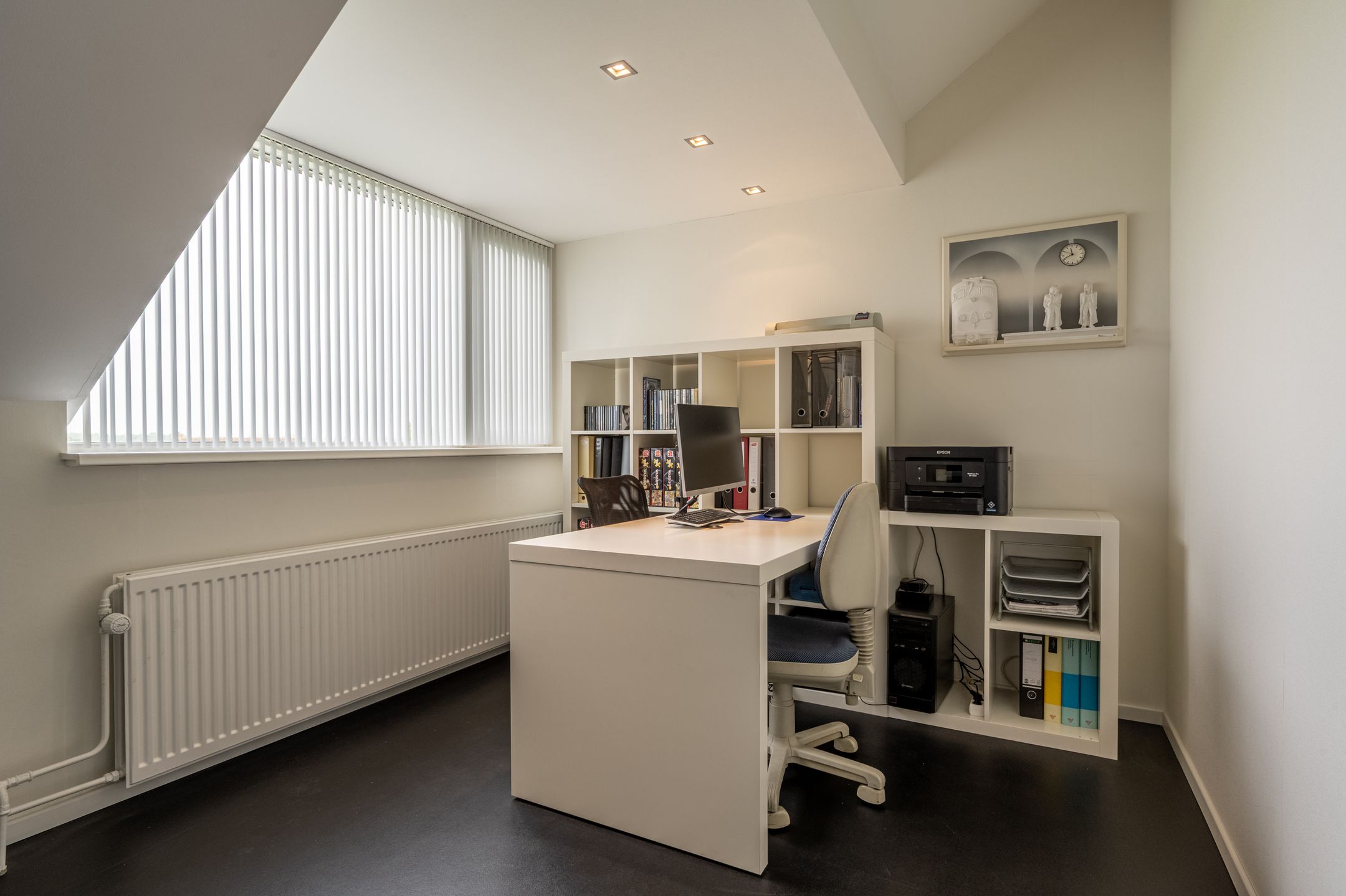 Photo 36 of Zeggegors 28