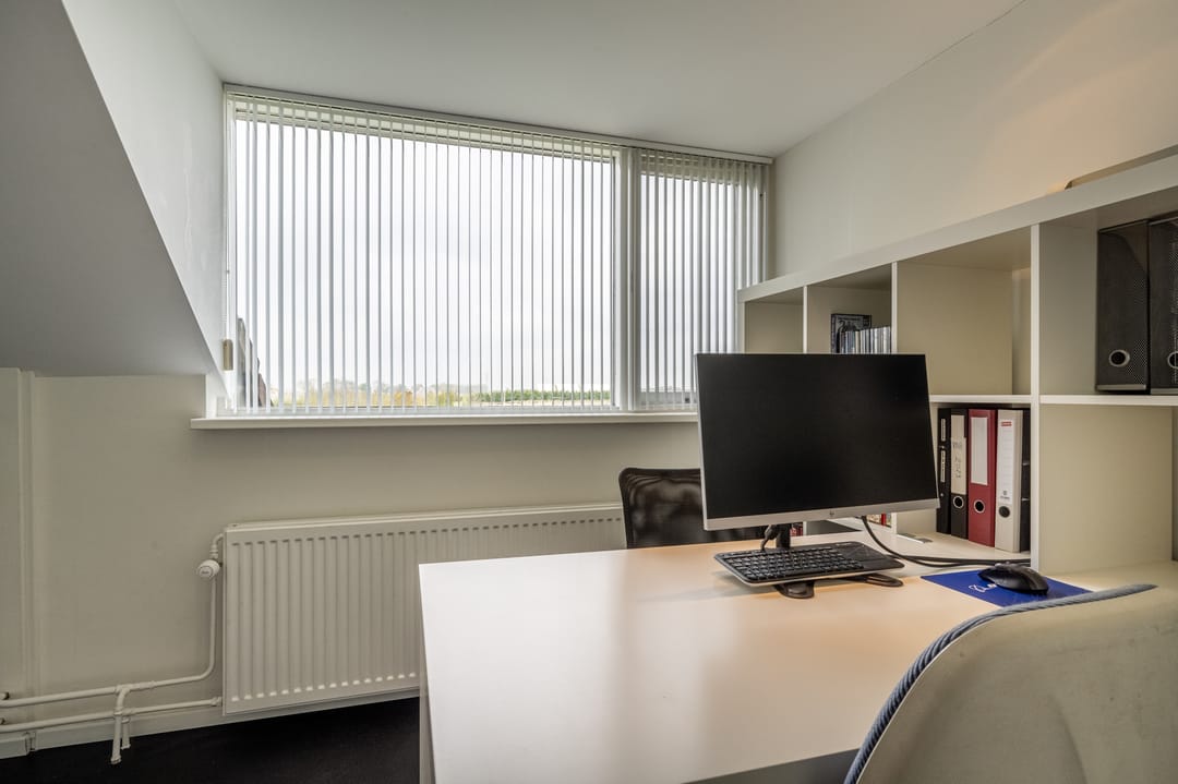 Photo 37 of Zeggegors 28