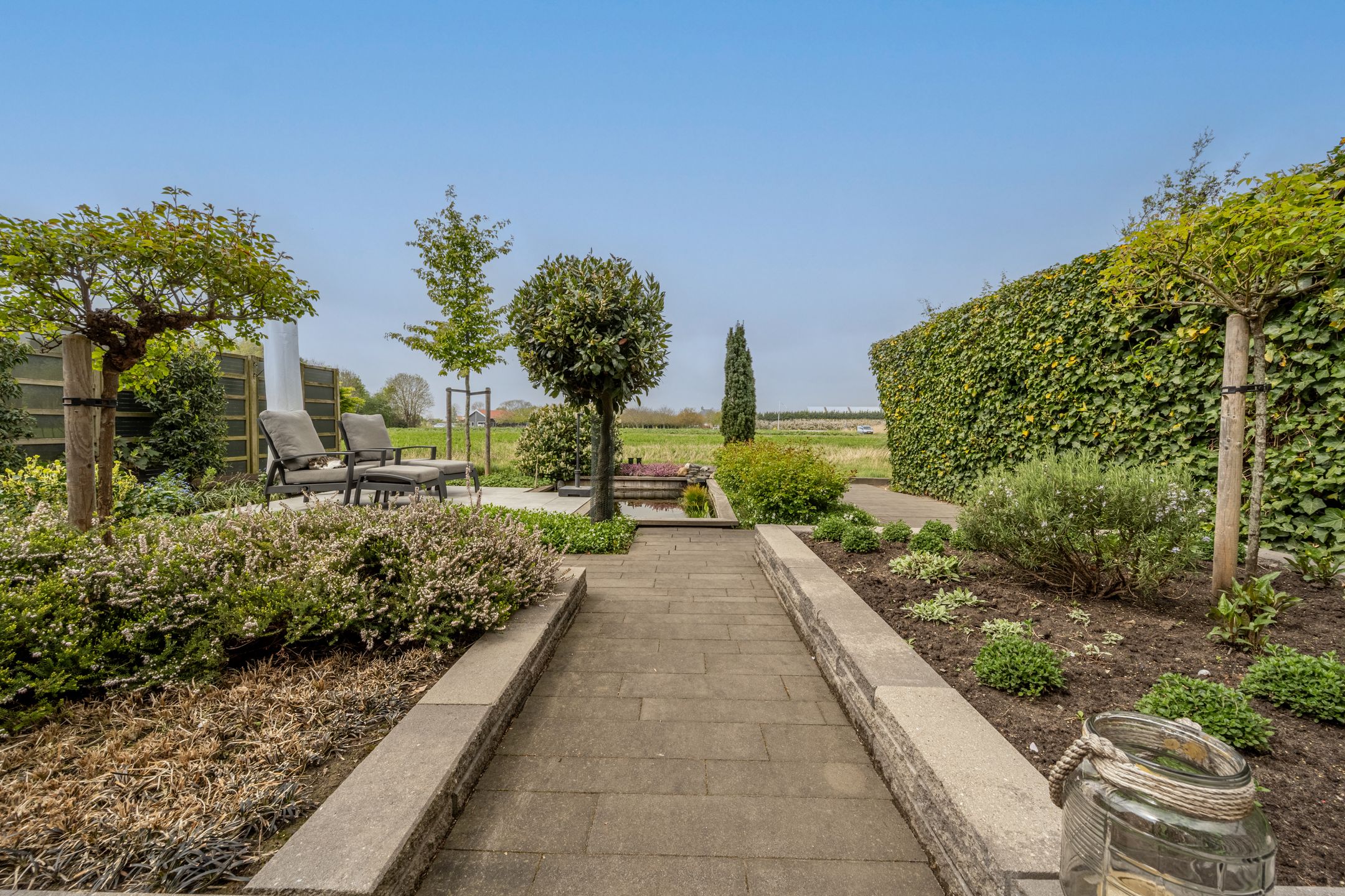 Photo 45 of Zeggegors 28