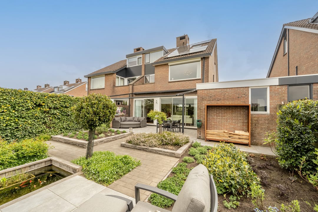 Photo 1 of Zeggegors 28