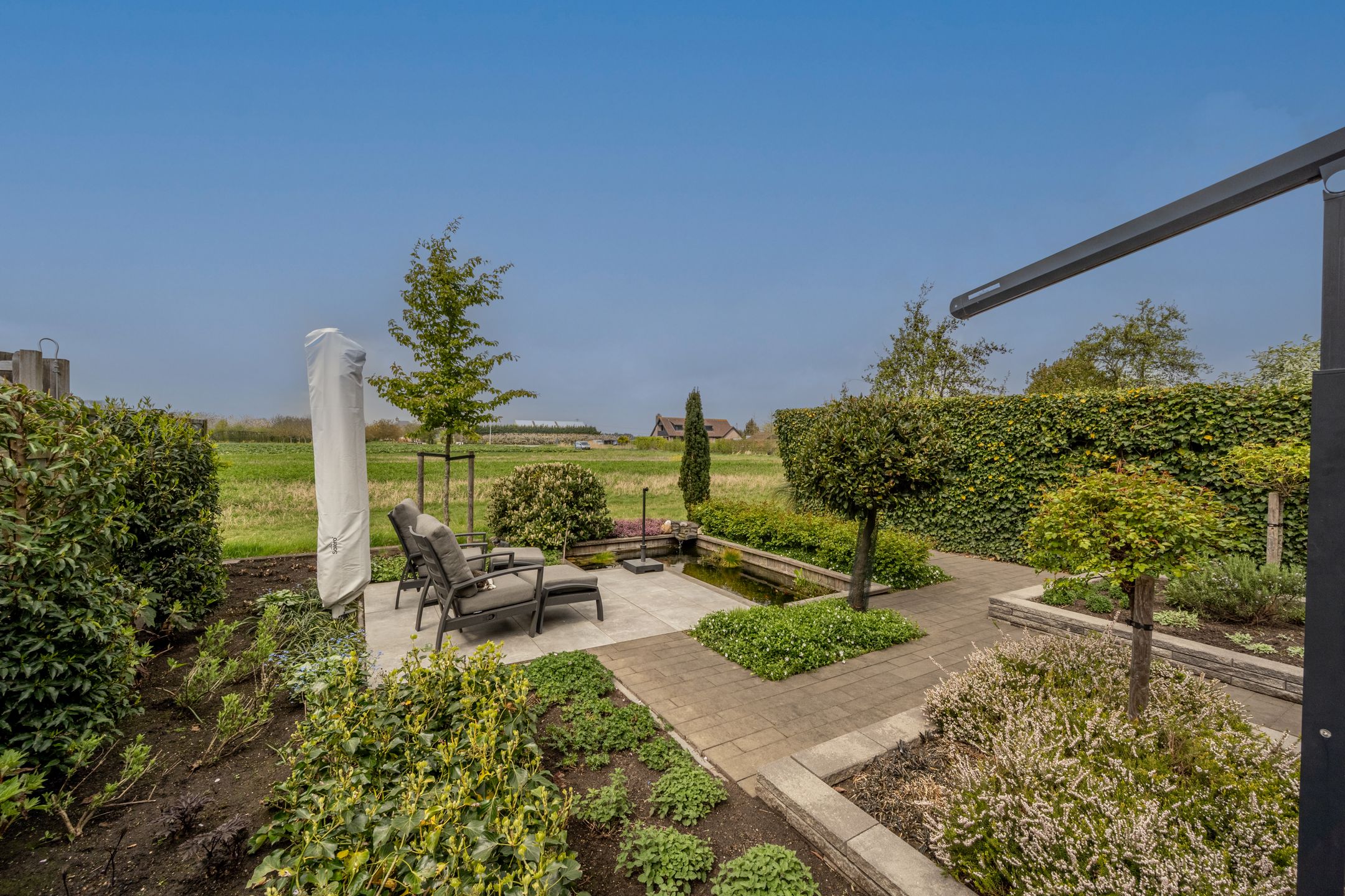 Photo 51 of Zeggegors 28