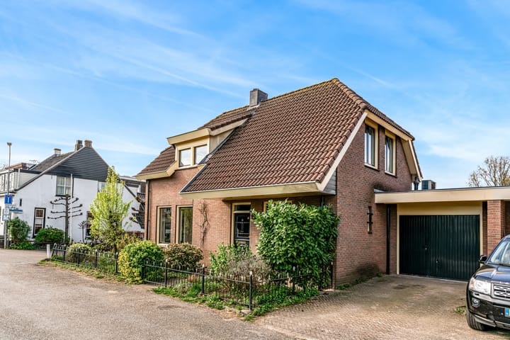 Foto 30 van Dorpsdijk 17