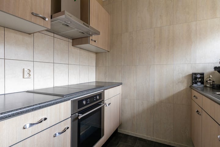 Foto 11 van Paulus Potterstraat 17