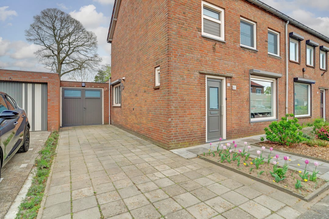 Foto 2 van Heerdgang 13