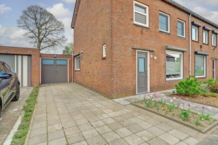 Foto 2 van Heerdgang 13