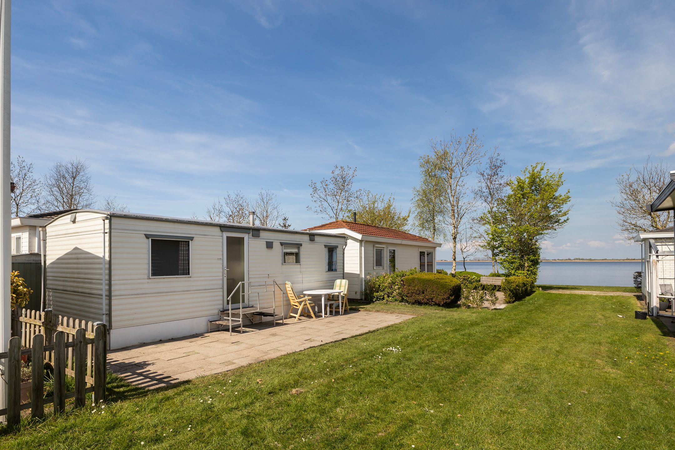 2-bedroom freehold villa in Langweer — photo 1 of 5