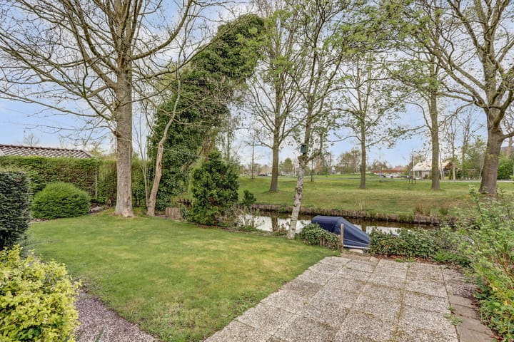 Foto 2 van Meckama 8