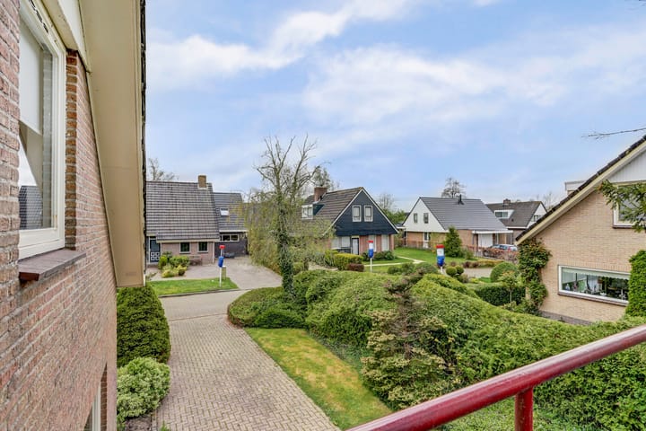 Foto 35 van Meckama 8