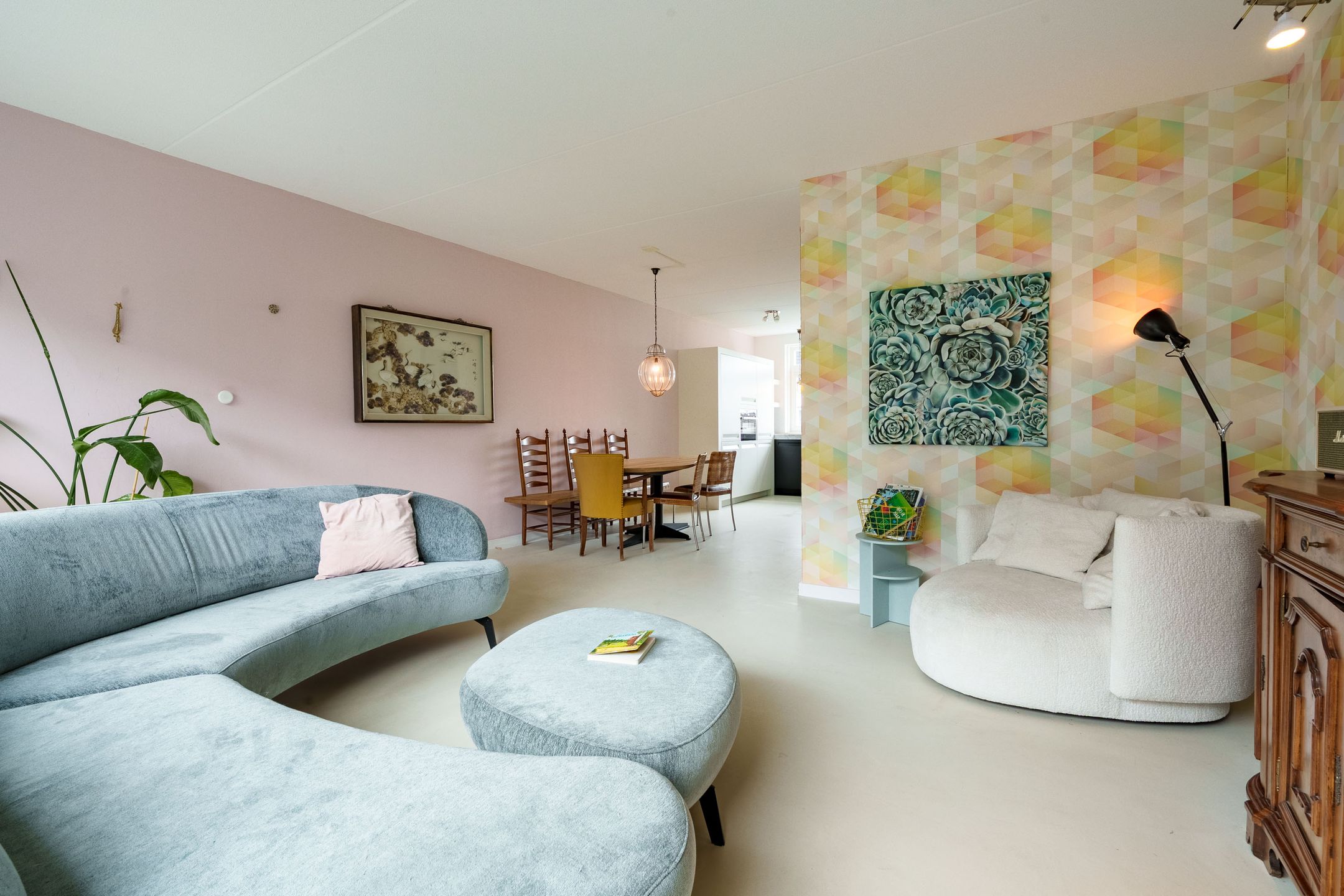 Foto 9 van Van de Weerdstraat 31