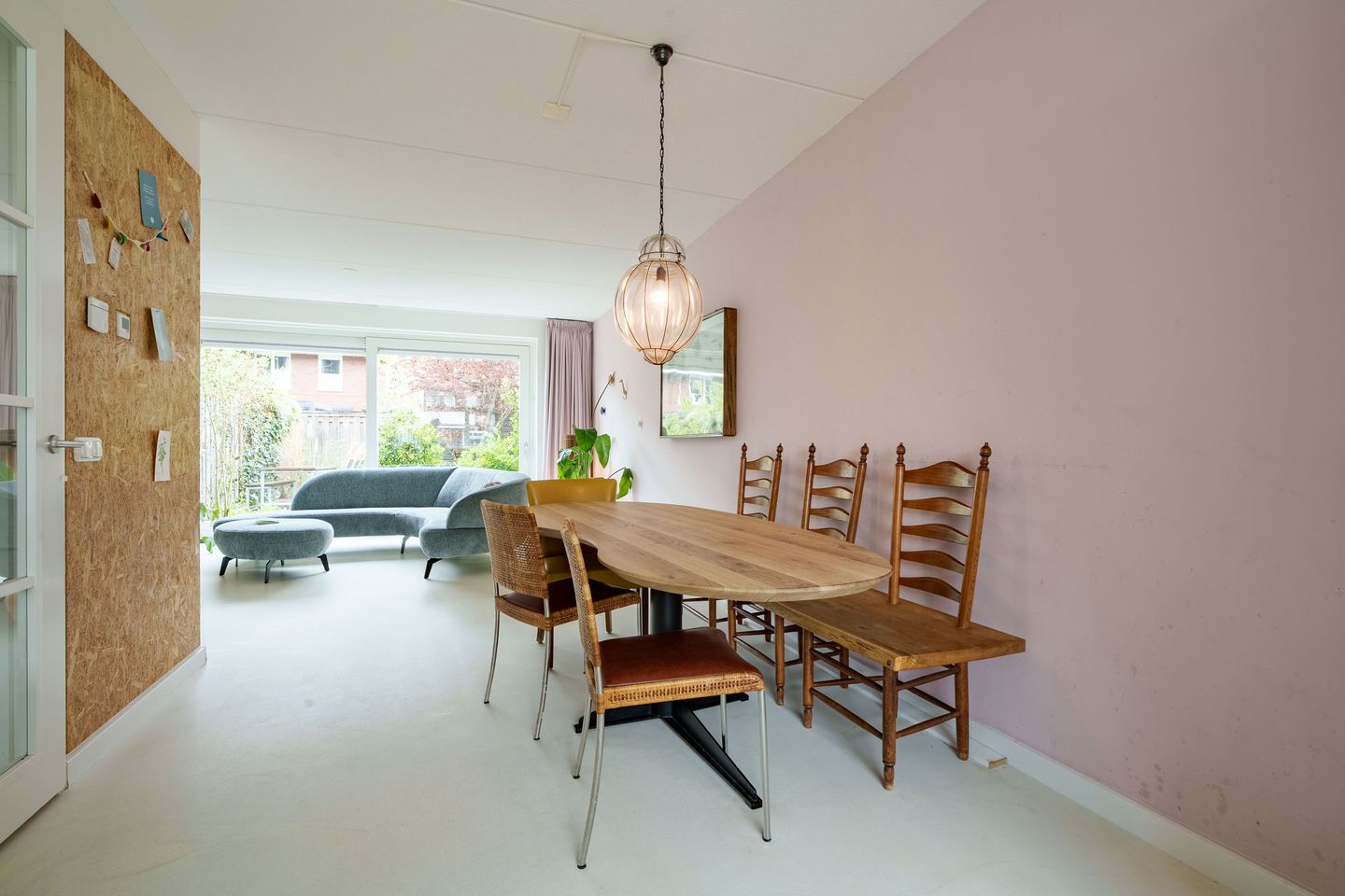 Foto 14 van Van de Weerdstraat 31