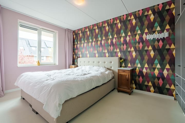 Foto 16 van Van de Weerdstraat 31