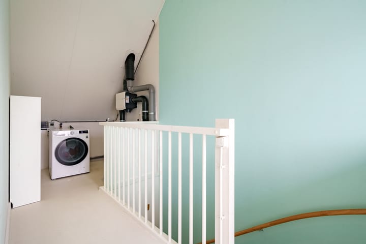 Foto 22 van Van de Weerdstraat 31