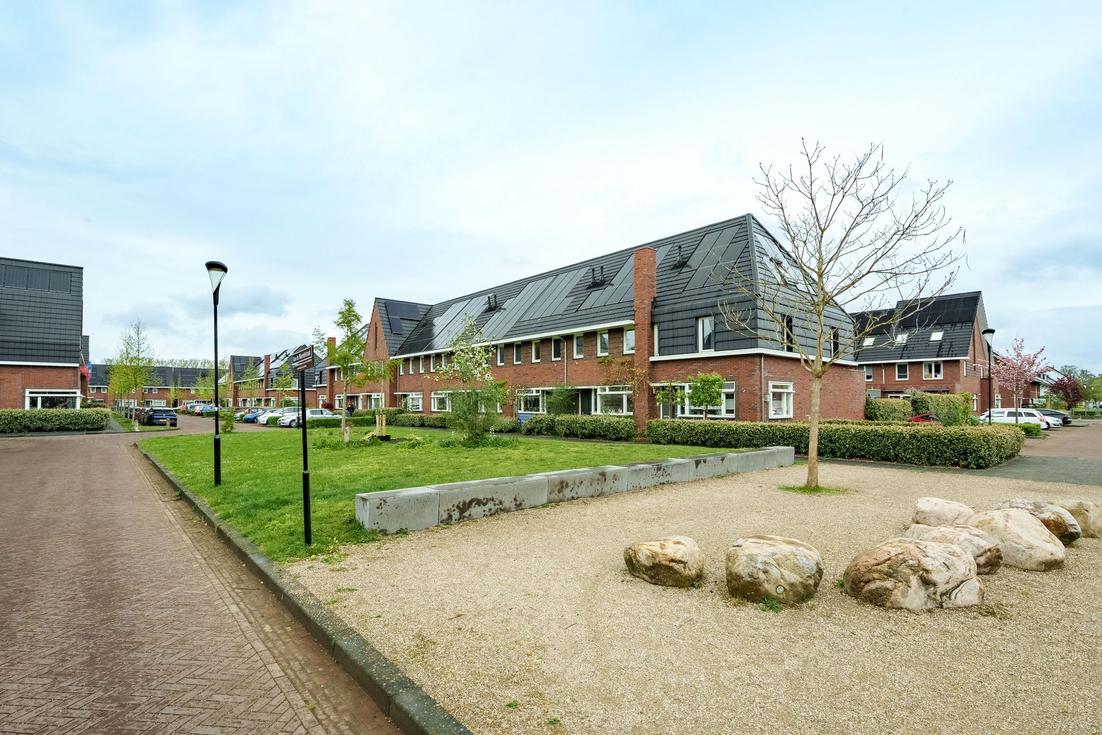 Foto 27 van Van de Weerdstraat 31