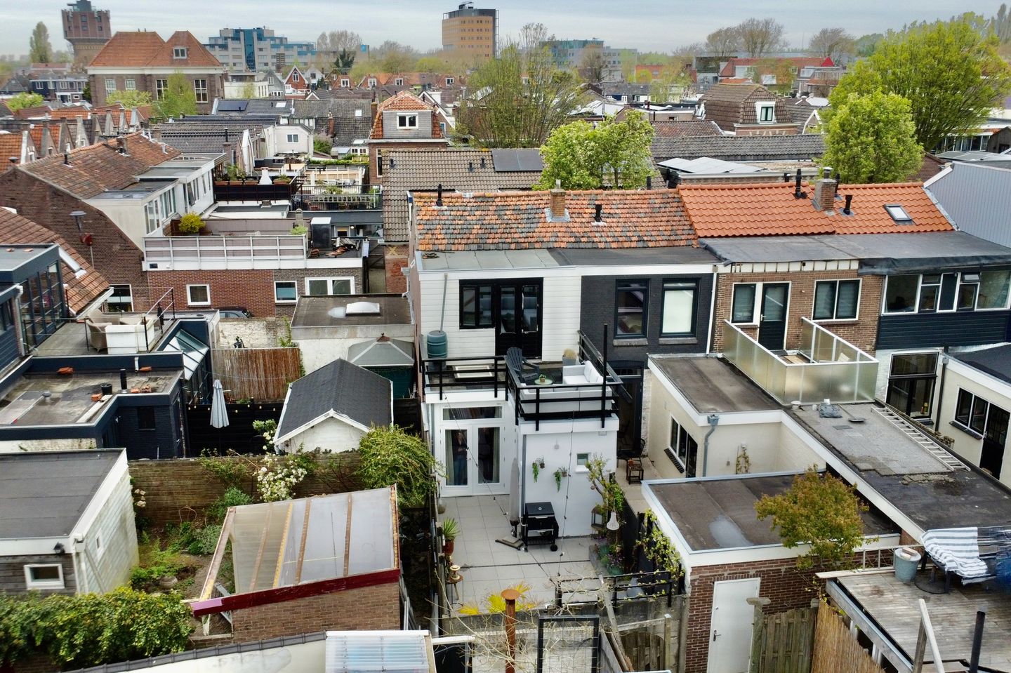 Foto 20 van 1e Tuindwarsstraat 12