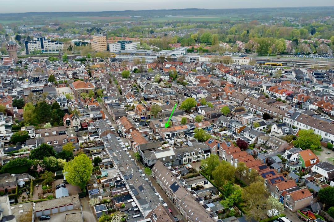 Foto 38 van 1e Tuindwarsstraat 12