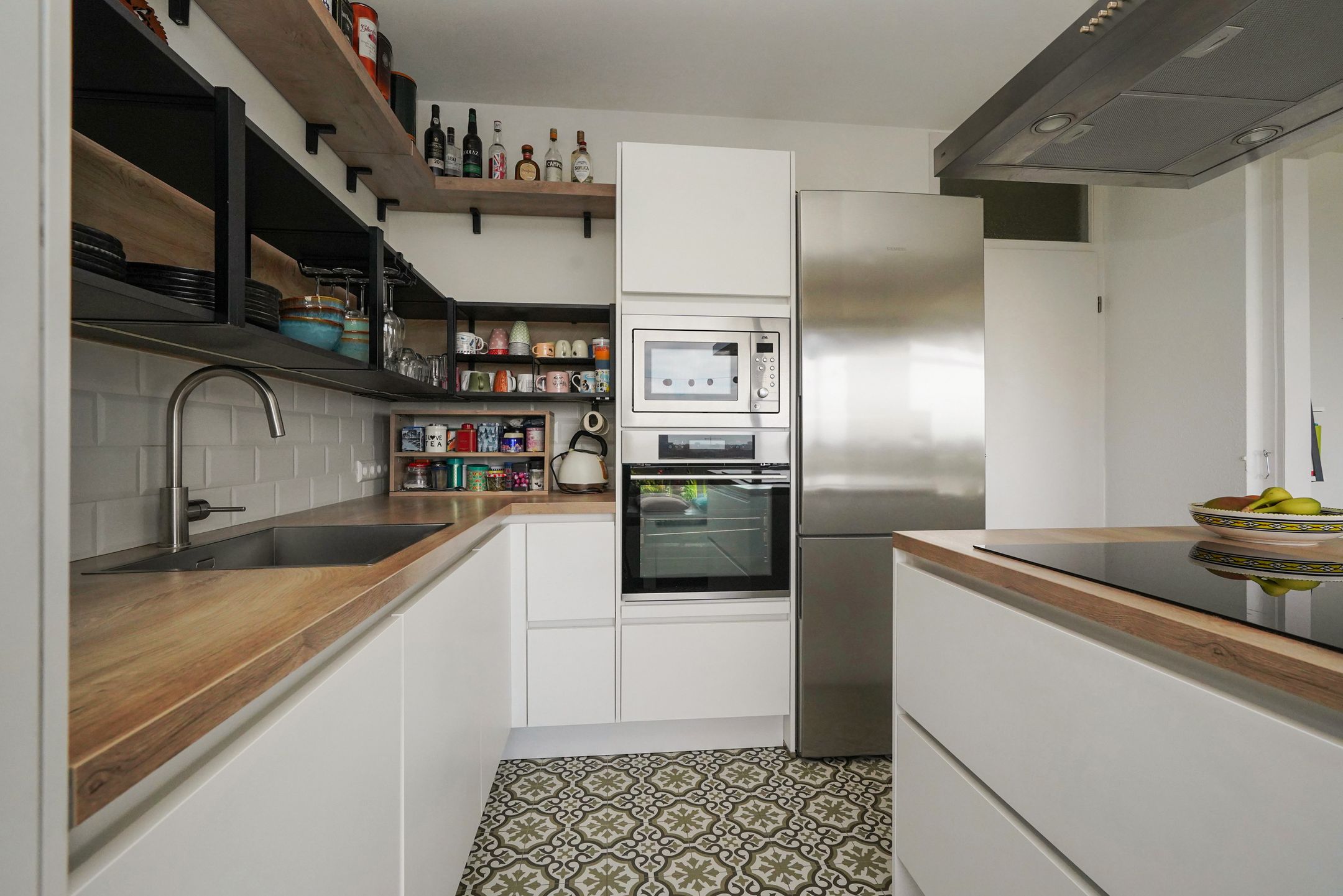 Foto 24 van Monseigneur van Steelaan 193