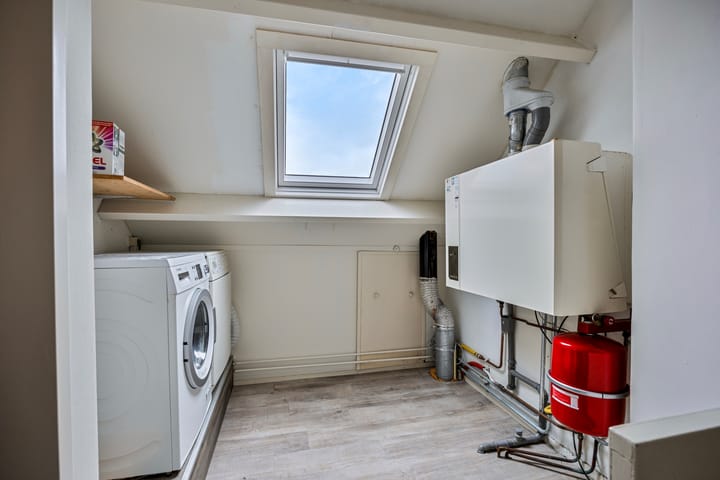 Foto 34 van Leliestraat 5